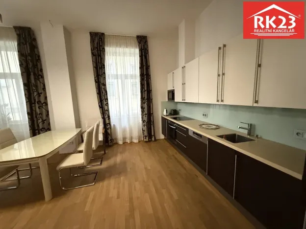 Prodej bytu 2+kk, Mariánské Lázně, Masarykova, 70 m2