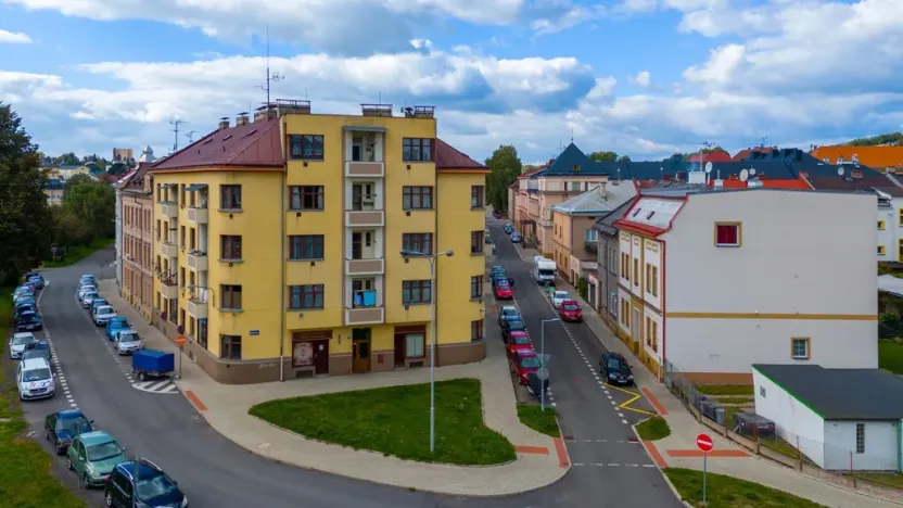 Pronájem bytu 2+kk, Trutnov - Střední Předměstí, Libušinka, 50 m2
