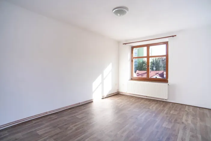 Pronájem bytu 2+kk, Trutnov - Střední Předměstí, Libušinka, 50 m2
