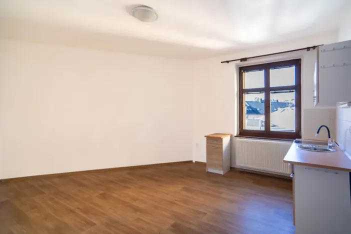 Pronájem bytu 2+kk, Trutnov - Střední Předměstí, Libušinka, 50 m2