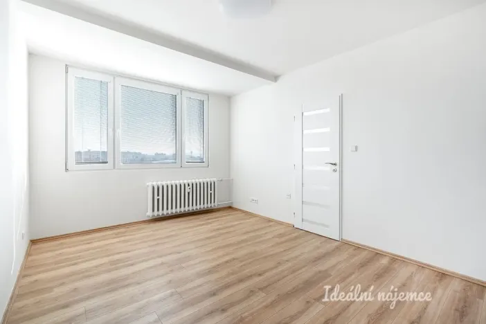 Pronájem bytu 2+kk, Praha - Krč, V Štíhlách, 36 m2