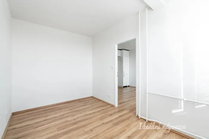 Pronájem bytu 2+kk, Praha - Krč, V Štíhlách, 36 m2