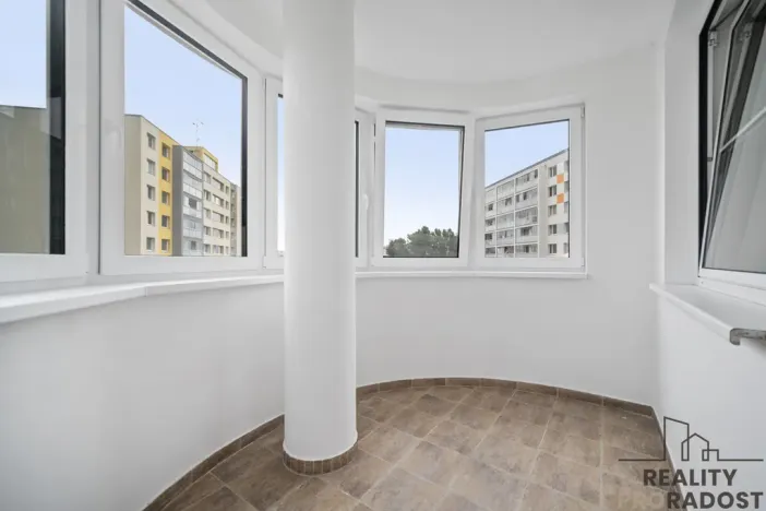 Pronájem bytu 2+kk, Pardubice, nábřeží Závodu míru, 62 m2