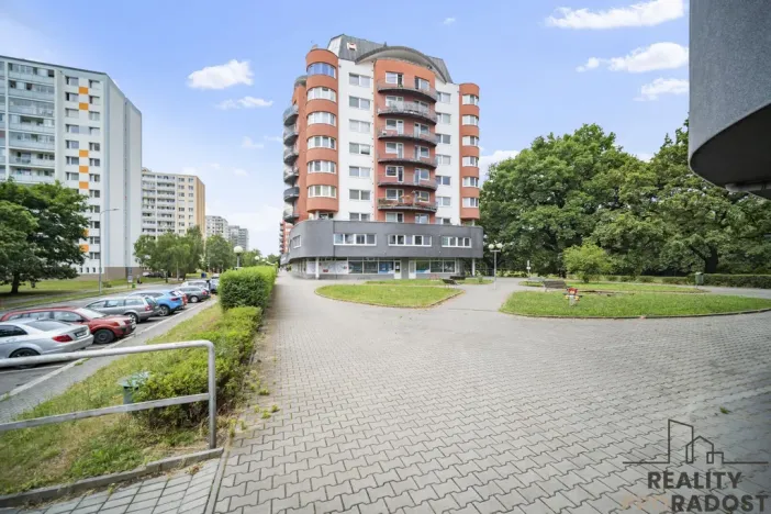 Pronájem bytu 2+kk, Pardubice, nábřeží Závodu míru, 62 m2