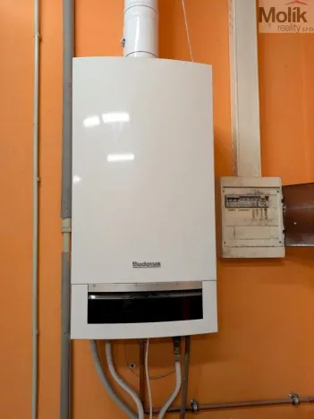 Pronájem výrobních prostor, Teplice, Pražská, 651 m2