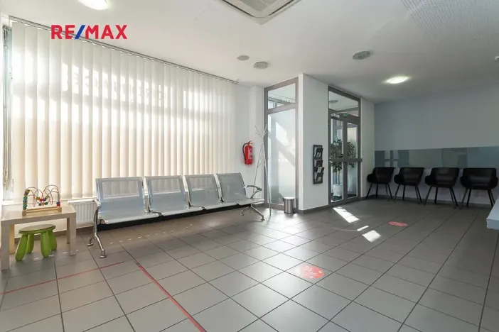 Pronájem ordinace, Praha - Nusle, Hradeckých, 62 m2