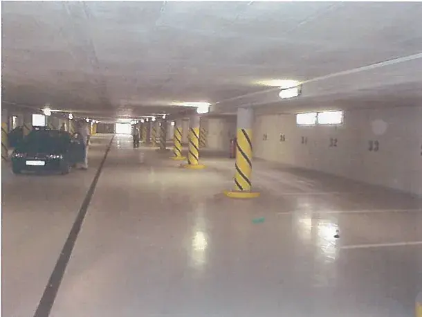 Pronájem garážového stání, Hradec Králové, Jungmannova, 6 m2