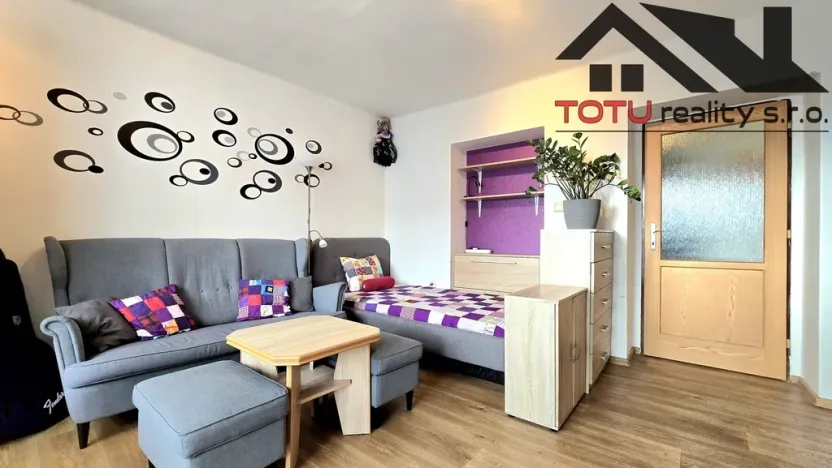 Prodej bytu 2+1, Jaroměř, Knappova, 63 m2