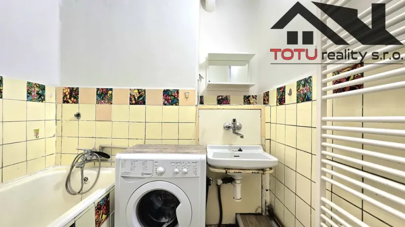 Prodej bytu 2+1, Jaroměř, Knappova, 63 m2