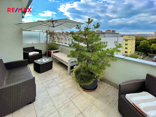 Pronájem bytu 2+kk, Praha - Nusle, U družstva Ideál, 32 m2