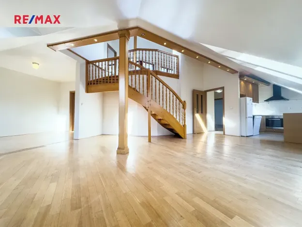 Prodej atypického bytu, Praha - Smíchov, Na Březince, 135 m2
