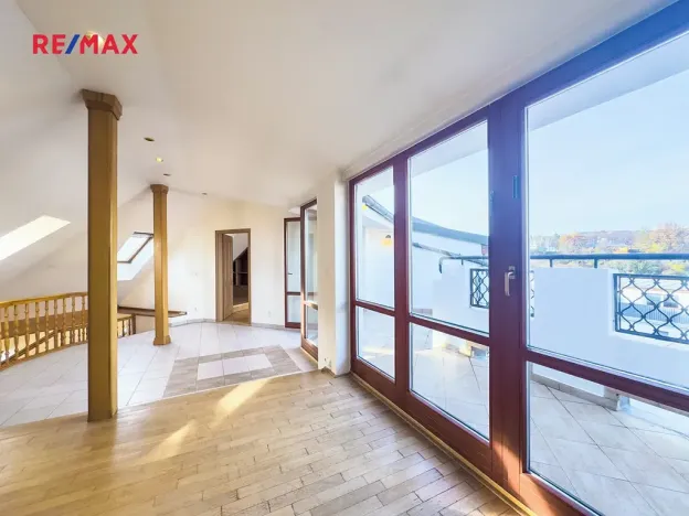 Prodej atypického bytu, Praha - Smíchov, Na Březince, 135 m2