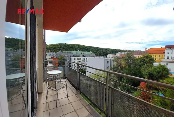 Pronájem bytu 1+kk, Praha - Košíře, Plzeňská, 35 m2