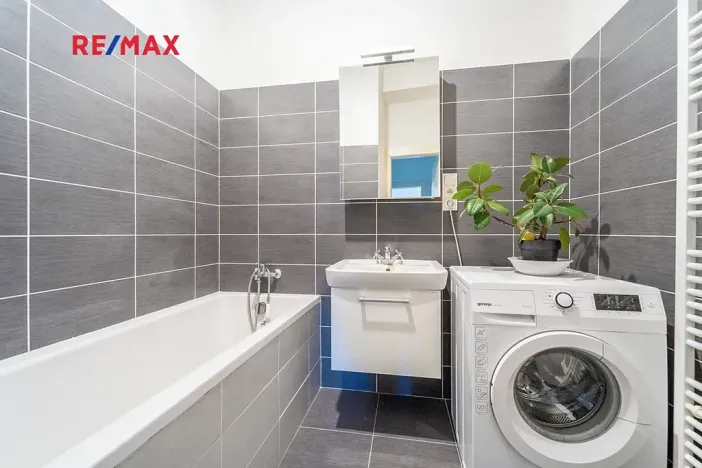 Prodej bytu 3+1, Praha - Smíchov, Svornosti, 99 m2