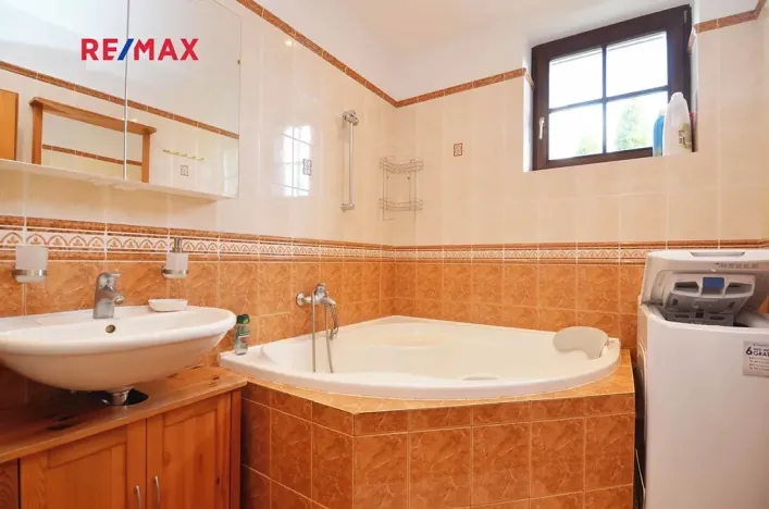 Pronájem bytu 2+kk, Praha - Hlubočepy, Pod třešněmi, 50 m2