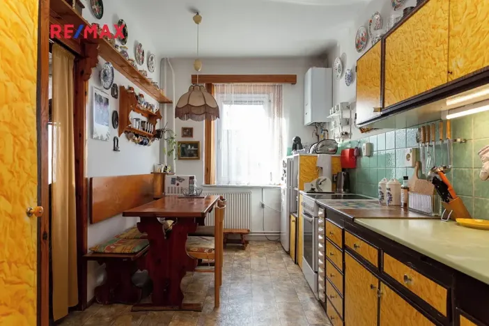 Prodej rodinného domu, Kamenné Žehrovice, Karlovarská třída, 120 m2