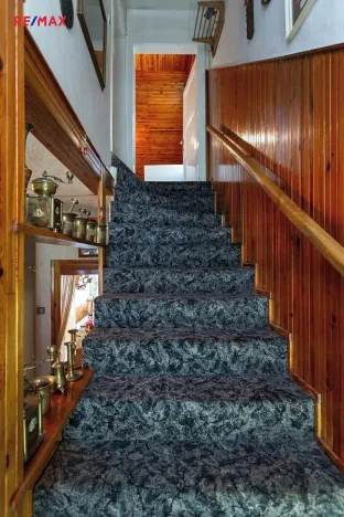 Prodej rodinného domu, Kamenné Žehrovice, Karlovarská třída, 120 m2