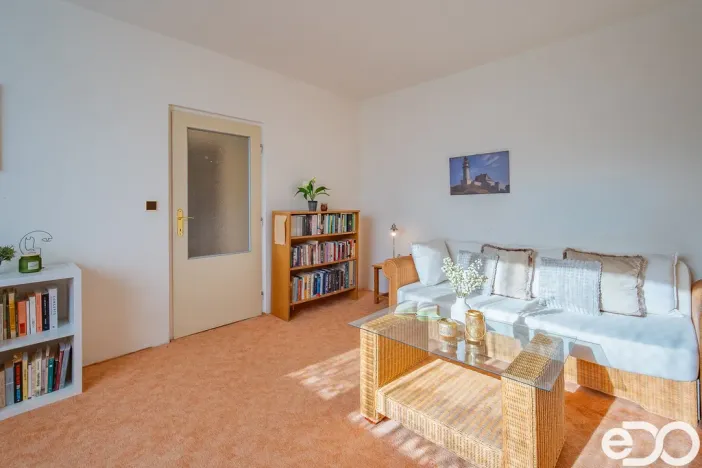 Prodej bytu 1+1, Hradec Králové, Sezemická, 32 m2