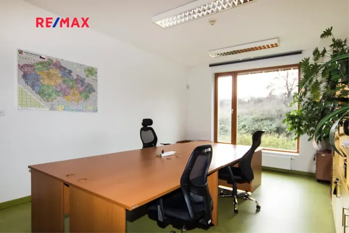 Pronájem kanceláře, Ústí nad Labem, náměstí Prokopa Velikého, 48 m2