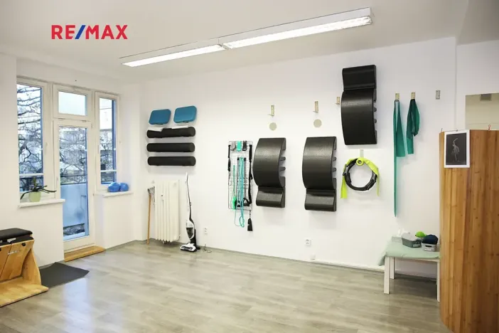 Pronájem komerční nemovitosti, Praha - Smíchov, Ostrovského, 30 m2