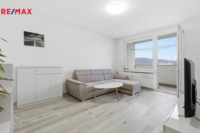 Prodej bytu 3+1, Sokolov, Švabinského, 75 m2