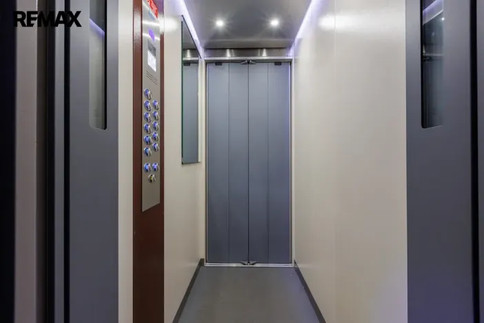 Prodej bytu 3+1, Sokolov, Švabinského, 75 m2