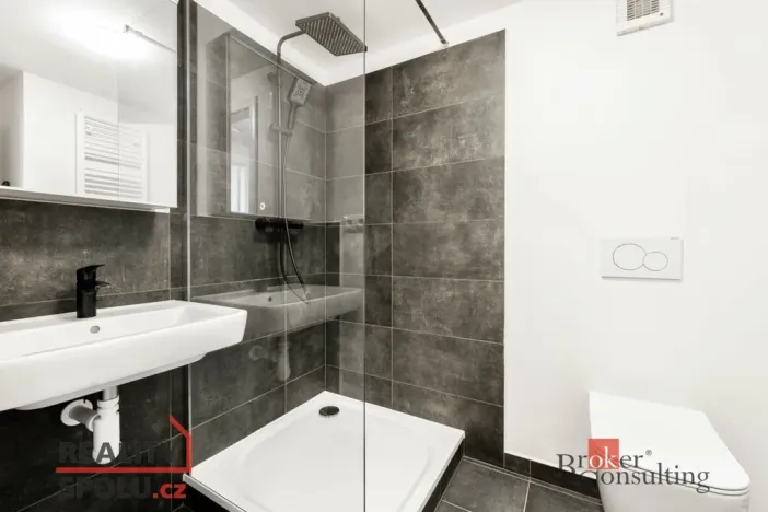 Pronájem bytu 2+kk, Pardubice - Zelené Předměstí, Svobody, 48 m2