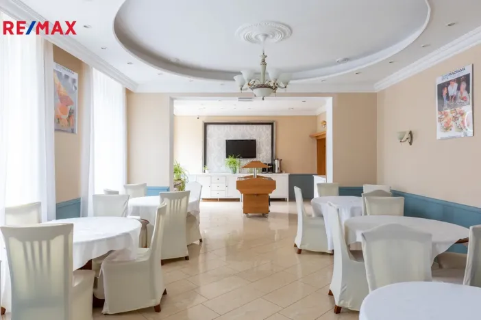 Prodej ubytování, Karlovy Vary, Na Vyhlídce, 1580 m2