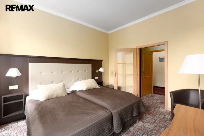 Prodej ubytování, Karlovy Vary, Na Vyhlídce, 1580 m2