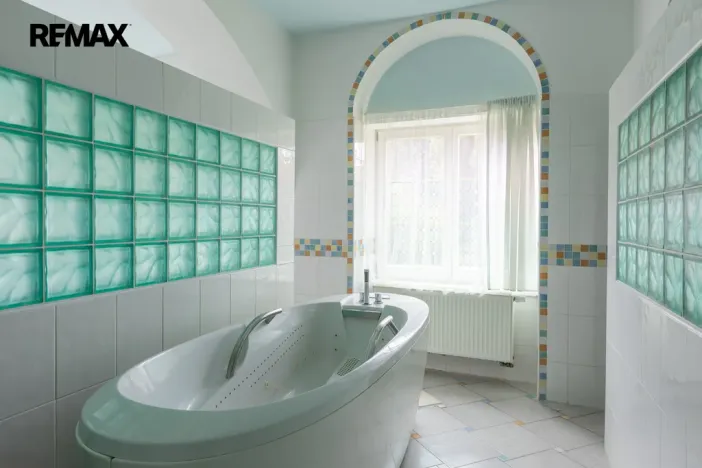 Prodej ubytování, Karlovy Vary, Na Vyhlídce, 1580 m2