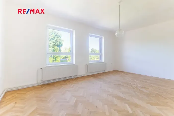 Prodej rodinného domu, Jaroměř, Husova, 700 m2