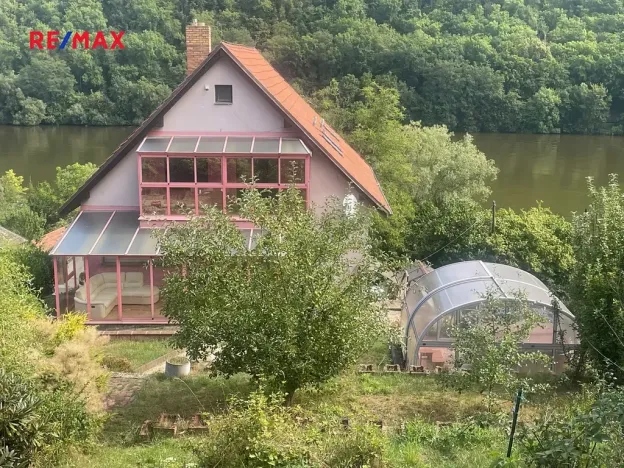 Prodej vily, Měchenice, Hlavní, 330 m2