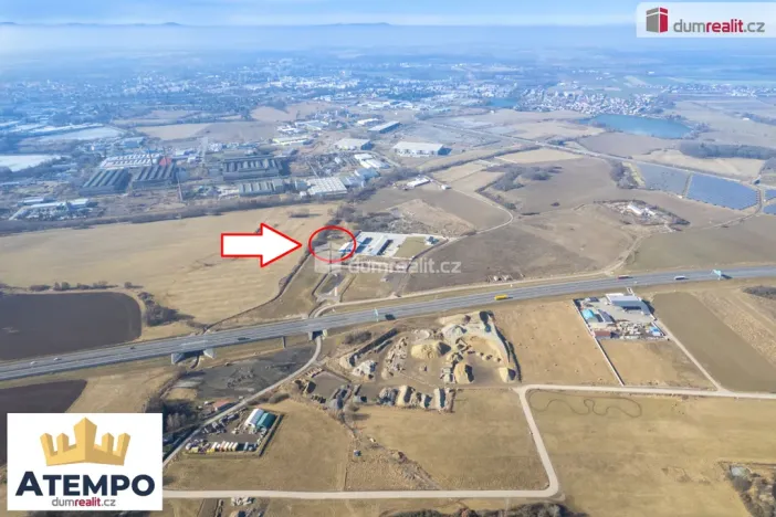 Prodej komerčního pozemku, Hůry, 2534 m2