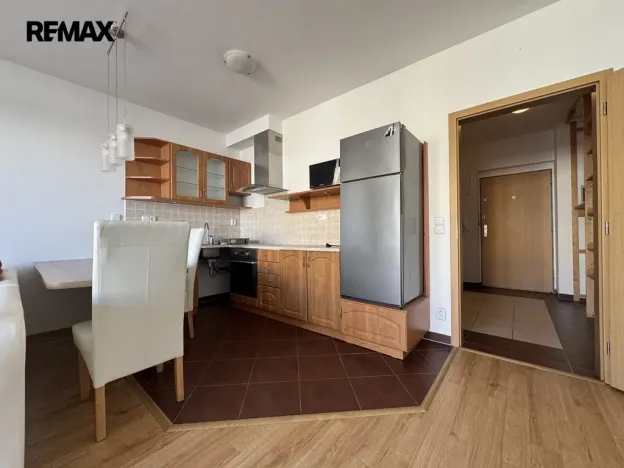 Pronájem bytu 1+kk, Olomouc, Peškova, 45 m2