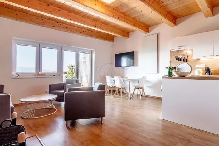 Prodej bytu 3+kk, Frymburk - Kovářov, Kovářov, 109 m2