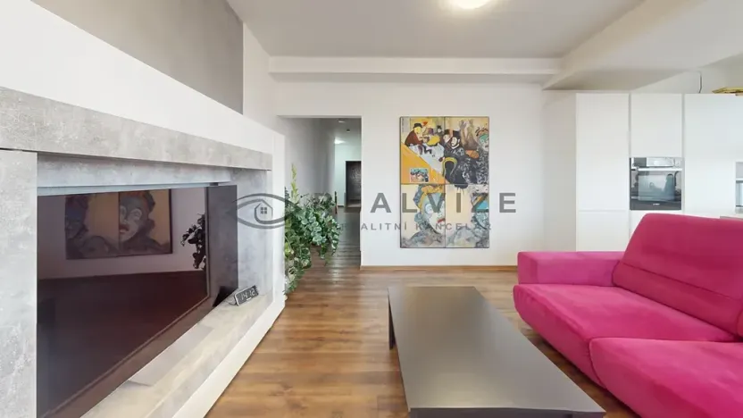 Prodej bytu 3+kk, České Budějovice, Mikuláše z Husi, 97 m2