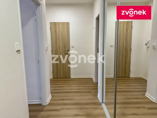 Pronájem bytu 2+1, Zlín, Zarámí, 65 m2