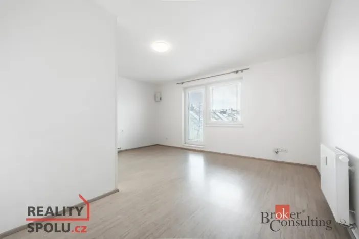 Pronájem bytu 1+kk, Brno - Židenice, Táborská, 37 m2