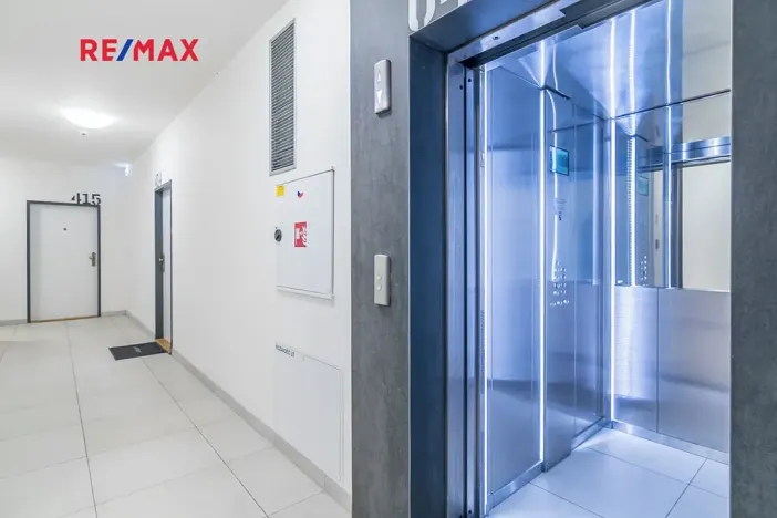 Prodej bytu 3+kk, Praha - Karlín, Breitfeldova, 90 m2