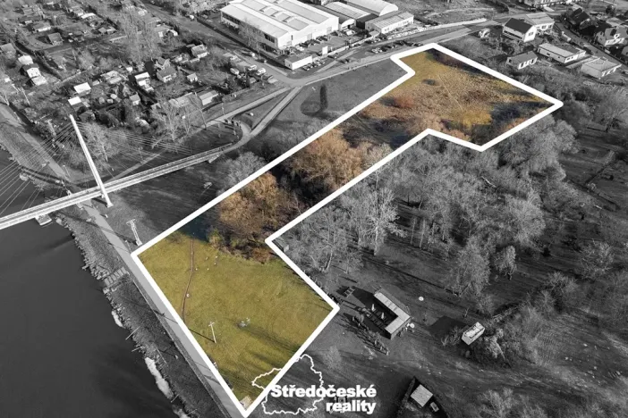 Prodej komerčního pozemku, Čelákovice, 1686 m2