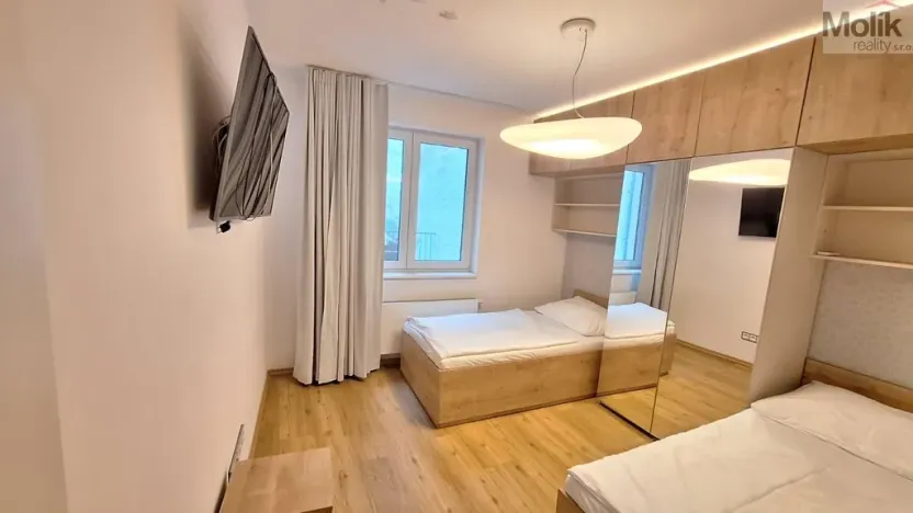 Prodej činžovního domu, Teplice, Laubeho náměstí, 425 m2