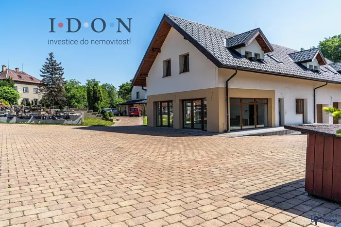 Prodej komerční nemovitosti, Třinec, 650 m2