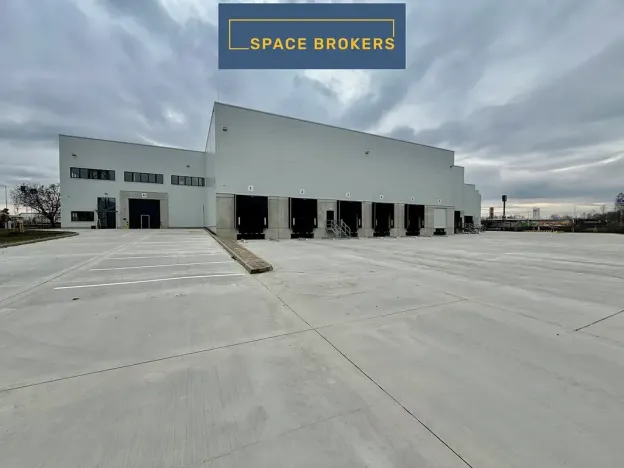 Pronájem skladu, Kozomín, 3500 m2