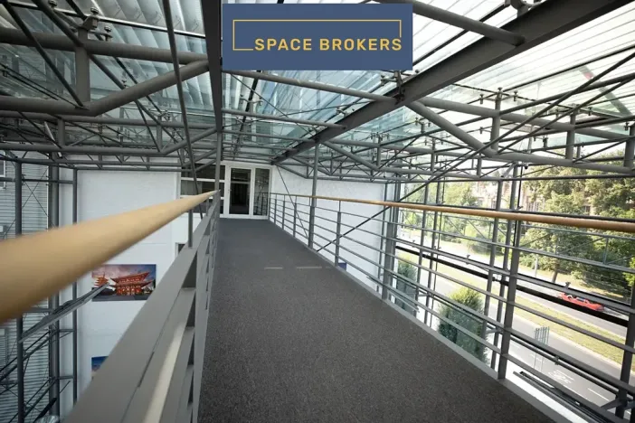 Pronájem kanceláře, Praha - Dejvice, Evropská, 440 m2