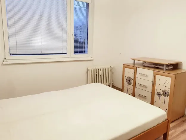 Pronájem bytu 3+1, Praha, Proutěná, 72 m2