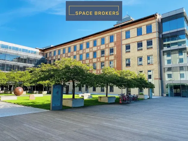 Pronájem kanceláře, Praha - Holešovice, Jankovcova, 1094 m2