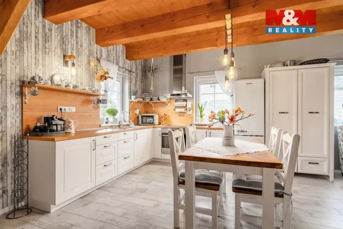 Prodej rodinného domu, Nový Bor - Janov, 106 m2