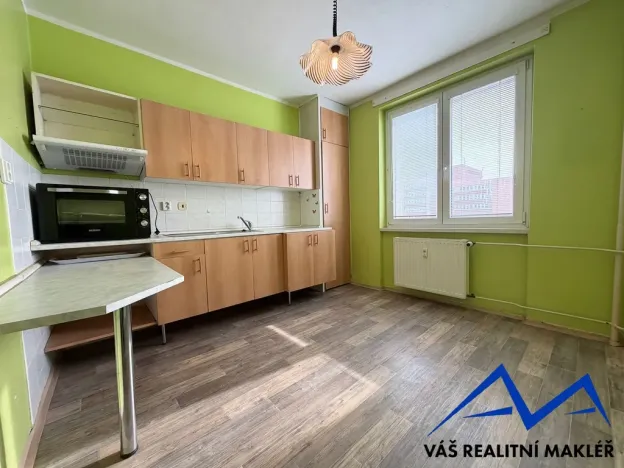 Prodej bytu 1+1, Orlová, Masarykova třída, 41 m2