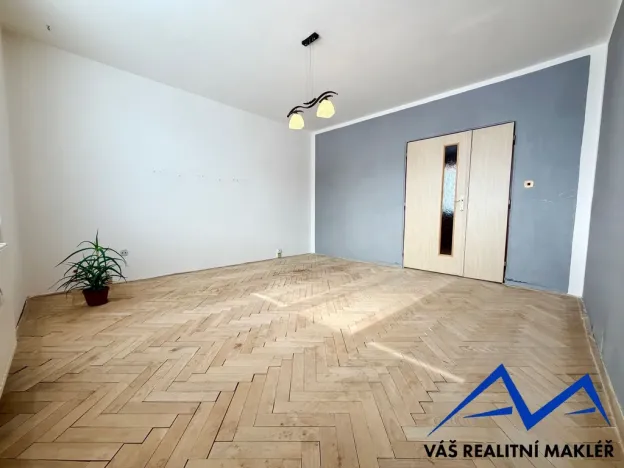 Prodej bytu 1+1, Orlová, Masarykova třída, 41 m2