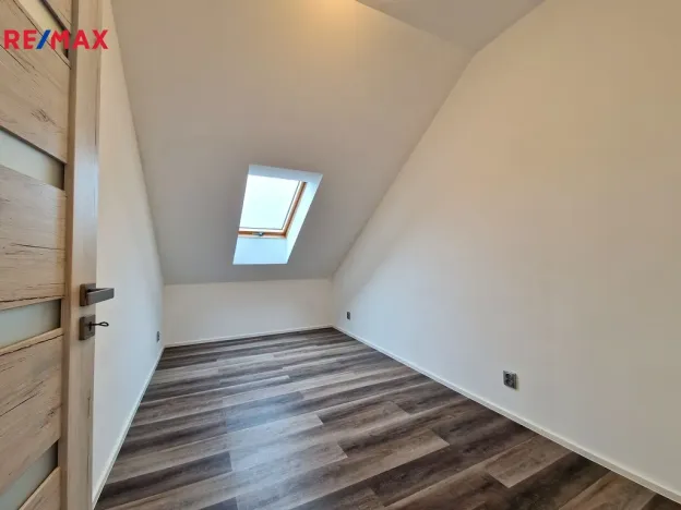 Prodej bytu 2+1, Lochovice, 64 m2